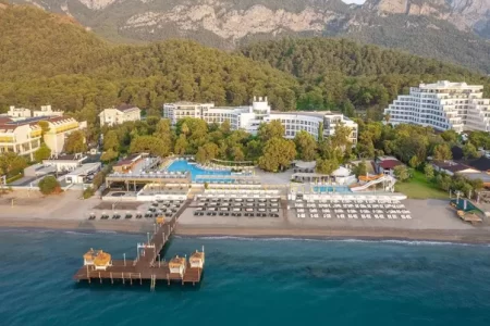 Perre La Mer Resort & SPA